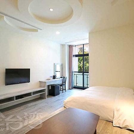 Riyuewan Homestay Yuchi Bagian luar foto