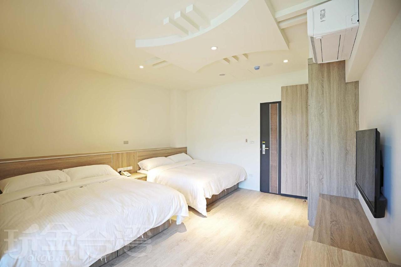 Riyuewan Homestay Yuchi Bagian luar foto