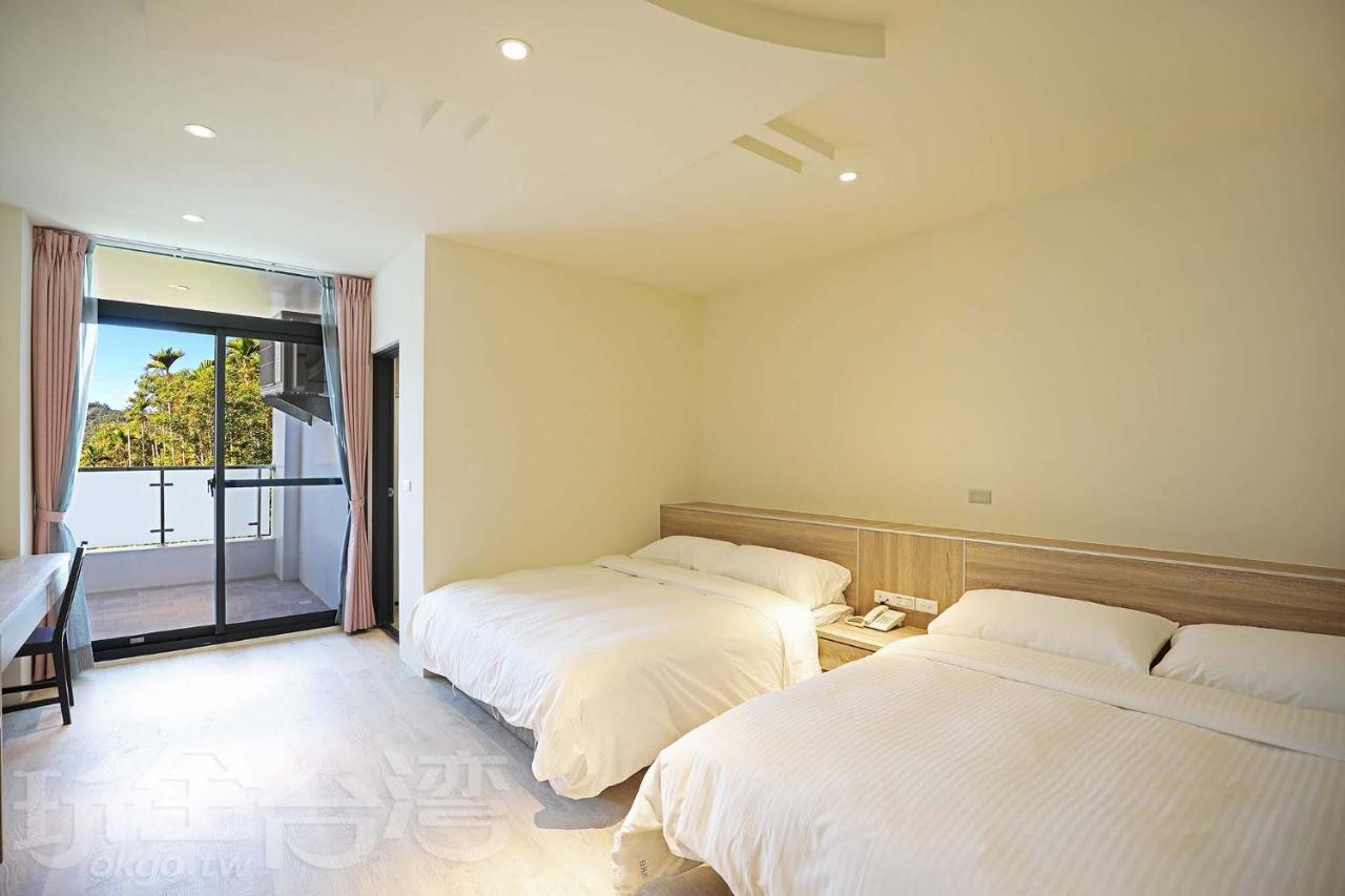 Riyuewan Homestay Yuchi Bagian luar foto