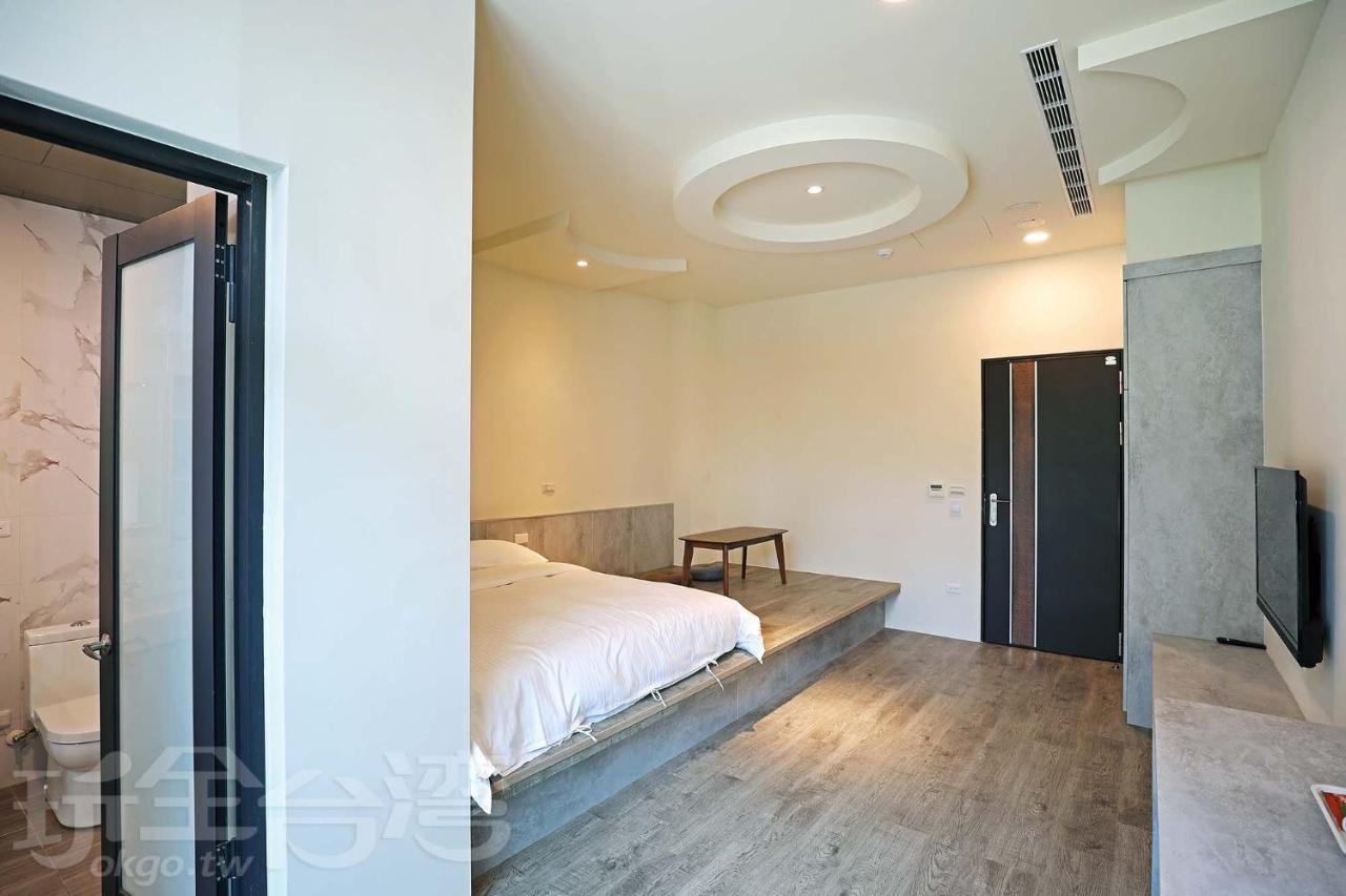Riyuewan Homestay Yuchi Bagian luar foto