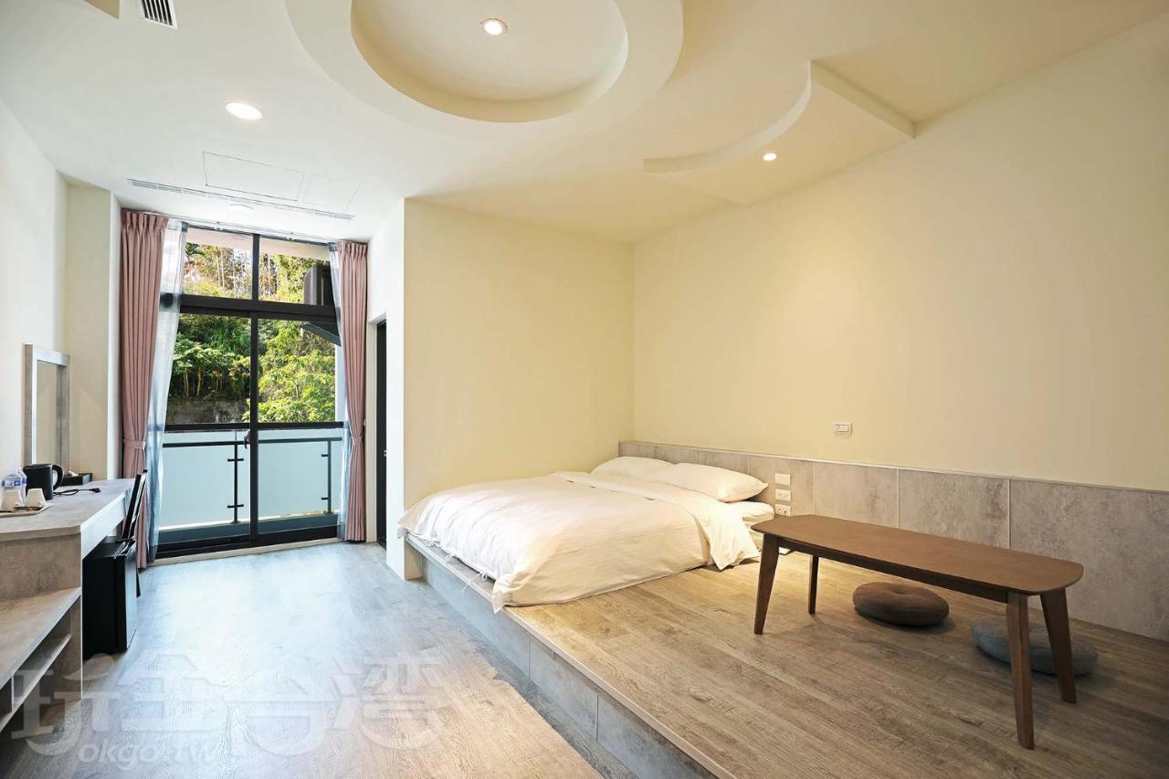 Riyuewan Homestay Yuchi Bagian luar foto